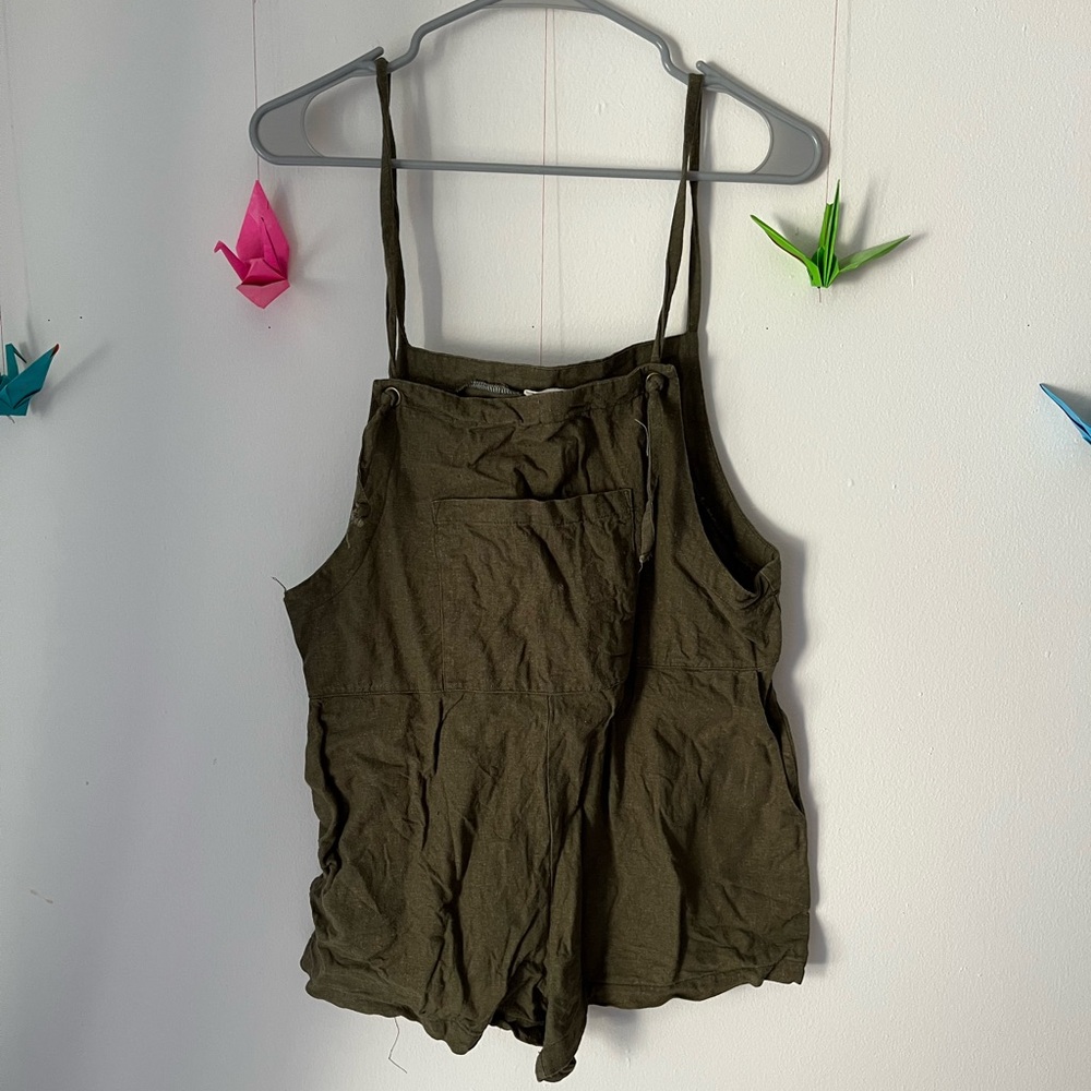 LA hearts overall shorts